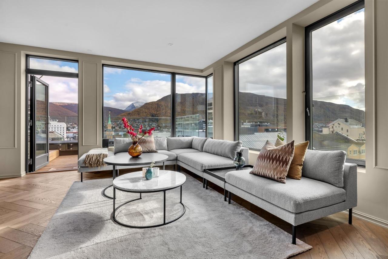 Penthouse In Downtown Tromso New Apartment Exterior foto
