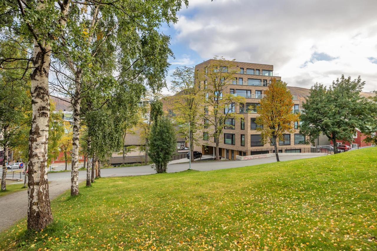 Penthouse In Downtown Tromso New Apartment Exterior foto