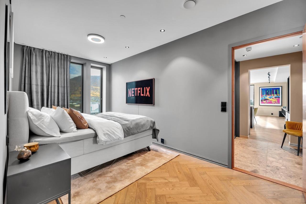Penthouse In Downtown Tromso New Apartment Exterior foto